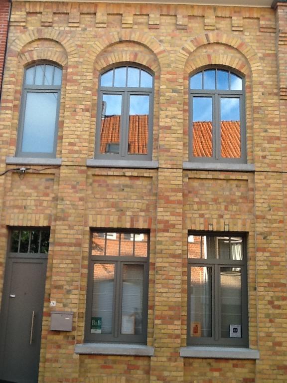 Guesthouse Oude Houtmarkt Ypres Zewnętrze zdjęcie